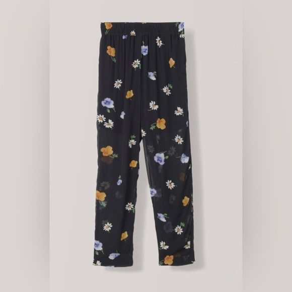 GANNI - Dainty Georgette Pants - Picture 3 of 12